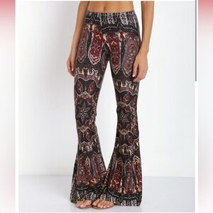 Novella Royale Janis Bells | Burgundy Boho Flare Pants